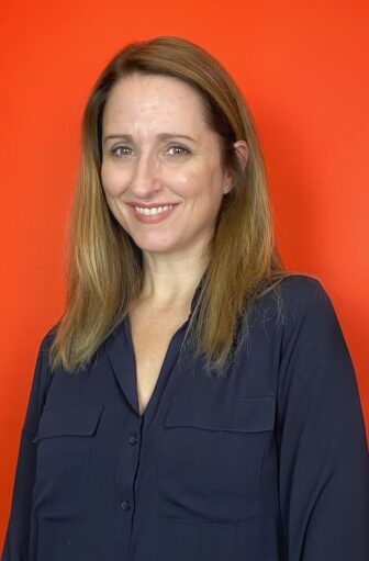 Jen Cox headshot